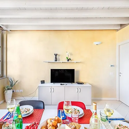 Apartamento Corte Benaco By Wonderful Italy Toscolano Maderno