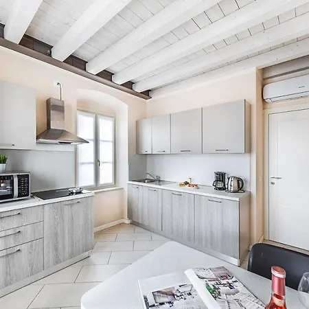 Apartamento Corte Benaco By Wonderful Italy *