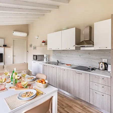 Corte Benaco By Wonderful Italy Toscolano Maderno